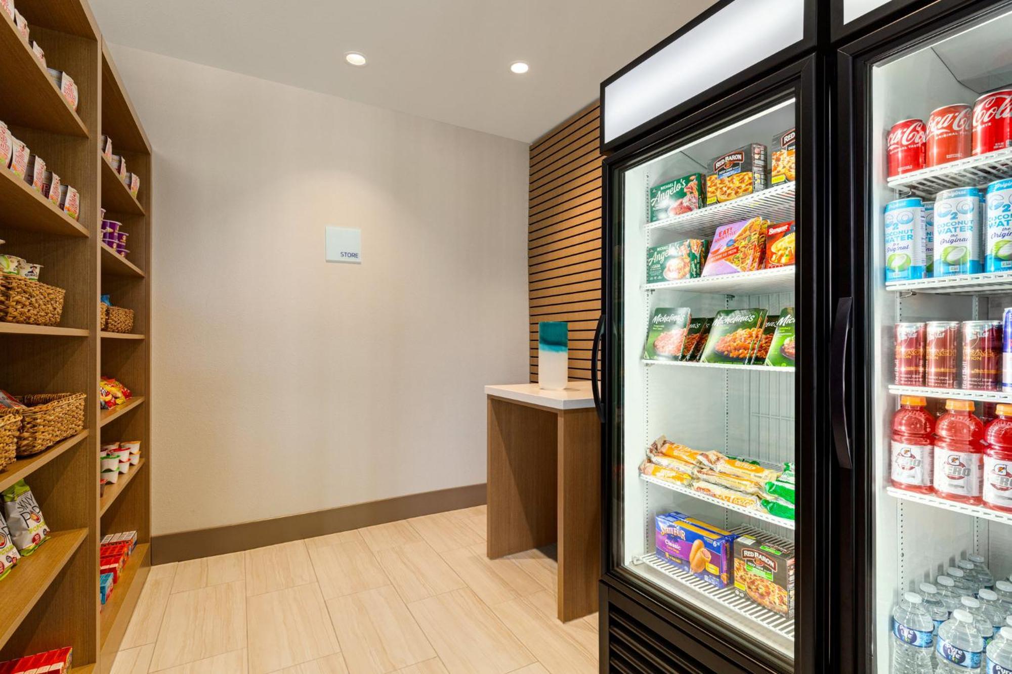Holiday Inn Express & Suites Hayward - Castro Valley By Ihg Екстериор снимка