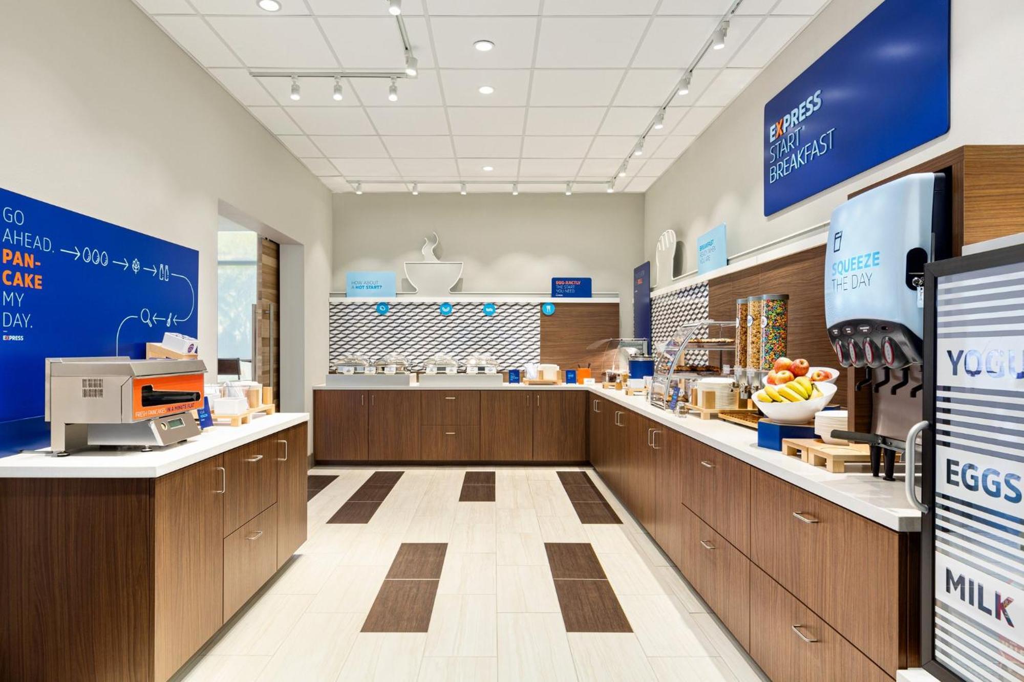 Holiday Inn Express & Suites Hayward - Castro Valley By Ihg Екстериор снимка