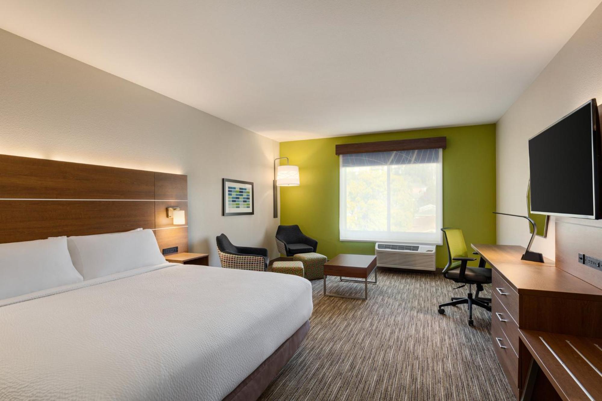 Holiday Inn Express & Suites Hayward - Castro Valley By Ihg Екстериор снимка